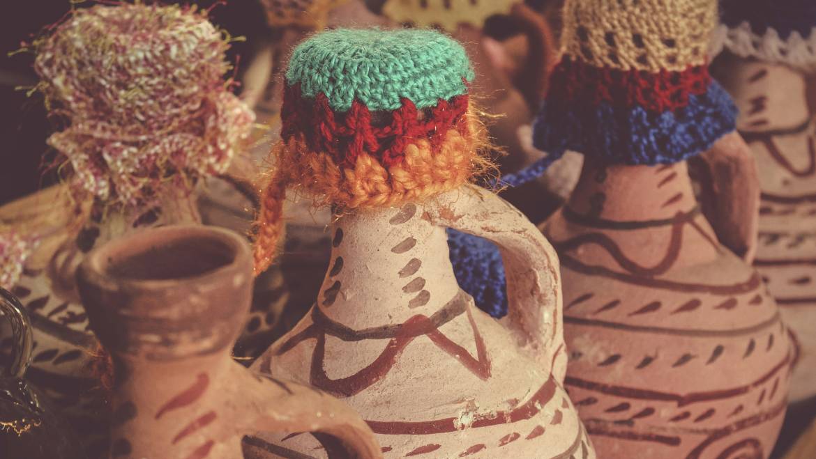 The Difference Between Antique Moroccan Pottery and Modern Ceramics