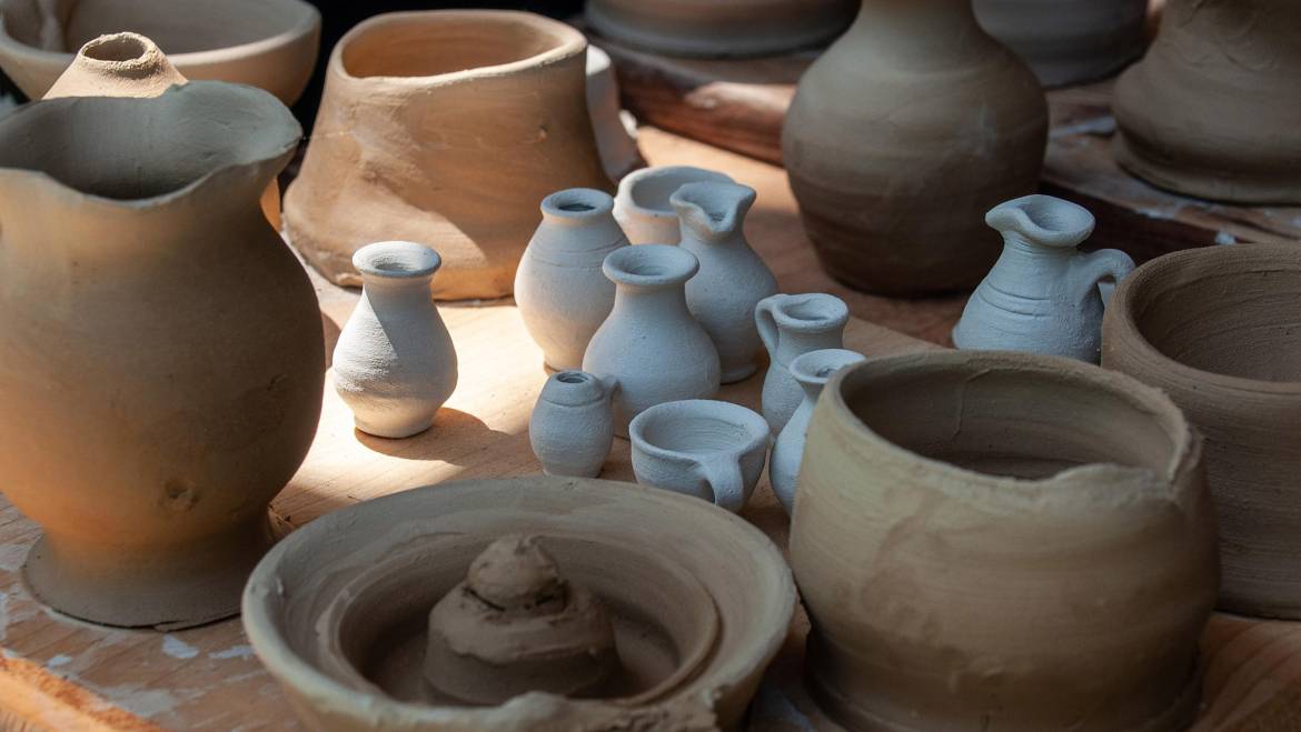 Sustainable Art: How Moroccan Traditional Pottery Honors Nature