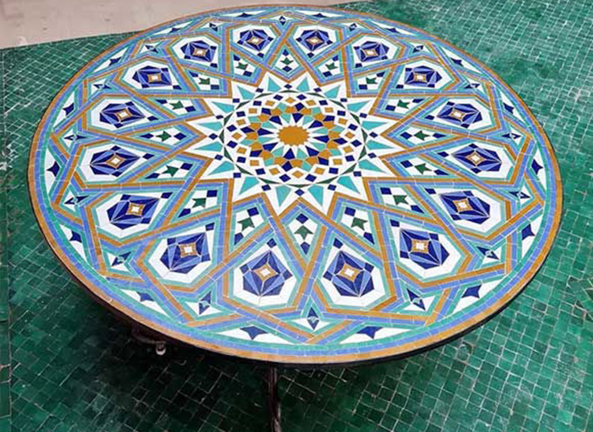 How to Choose the Perfect Moroccan Zellige Table for Your Home