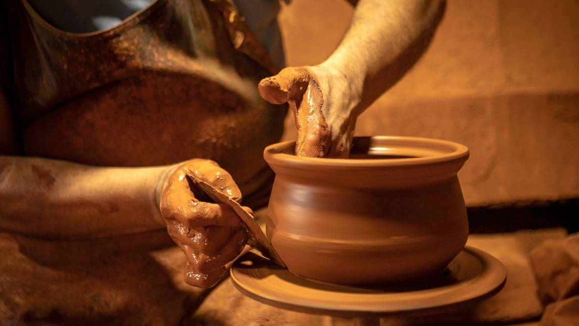 The Timeless Art of Moroccan Pottery: From Clay to Masterpiece